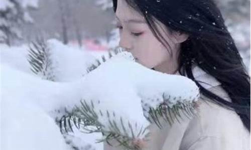 下雪文案短句干净治愈调皮_下雪文案短句干